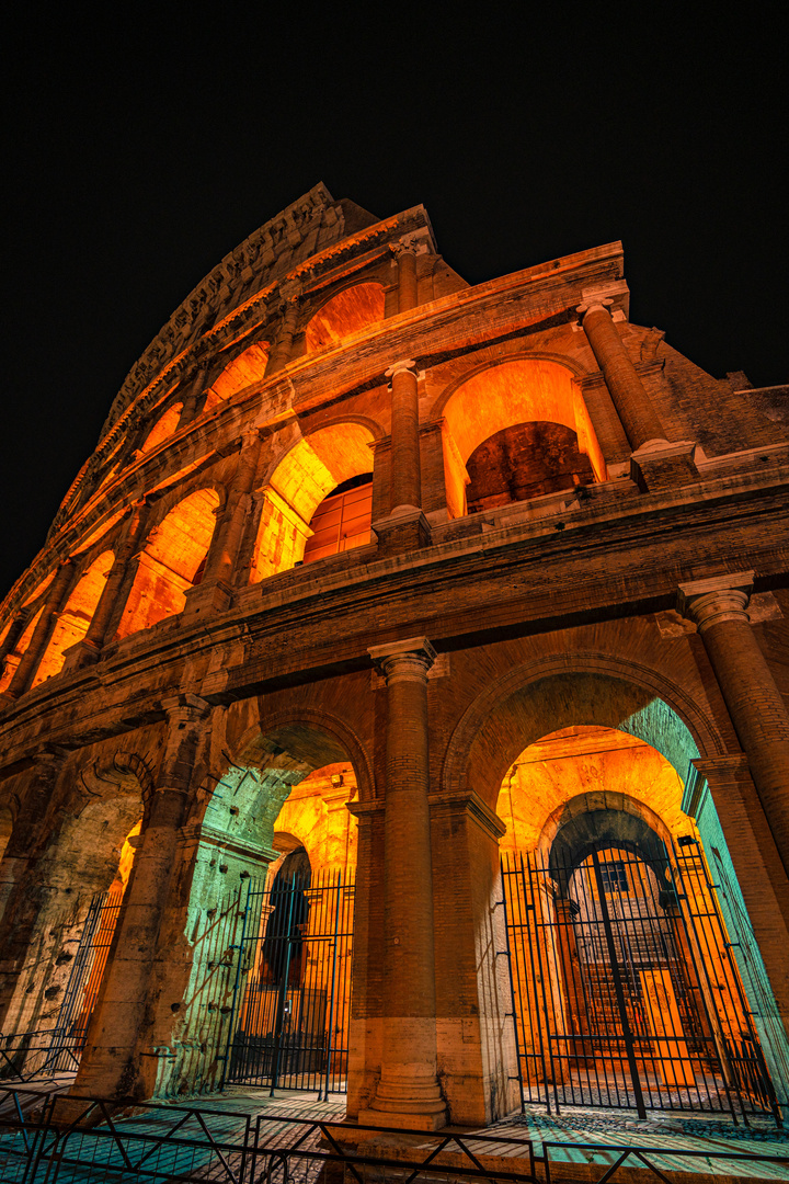 Colosseum bei Nacht 