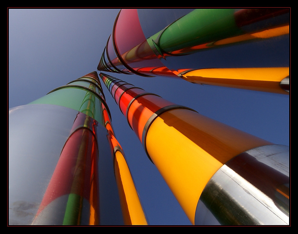 COLOURED PIPES