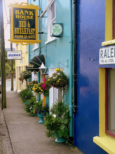 Colourfull Sneem