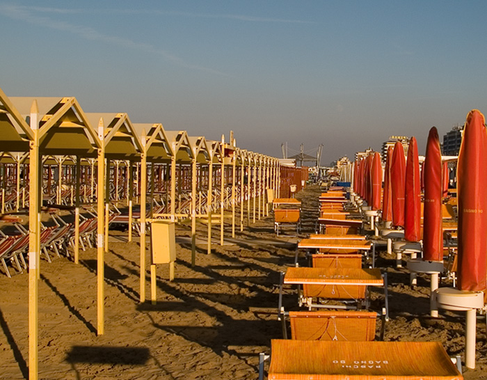 colours in Riccione beach