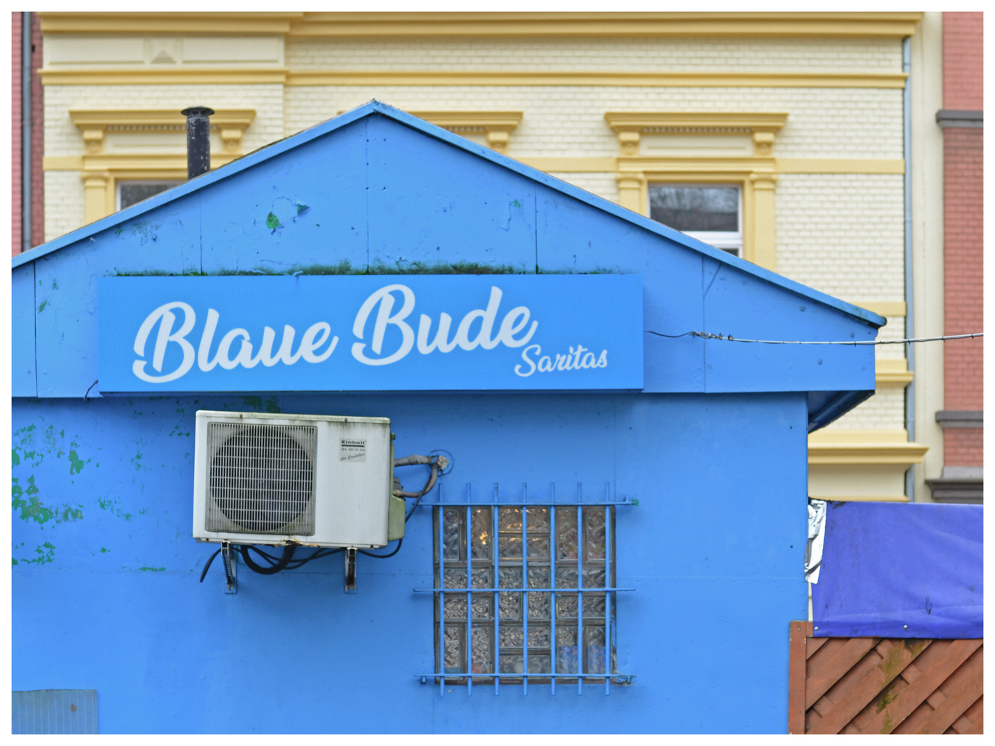 Colours of Duisburg 149 - Blaue Bude