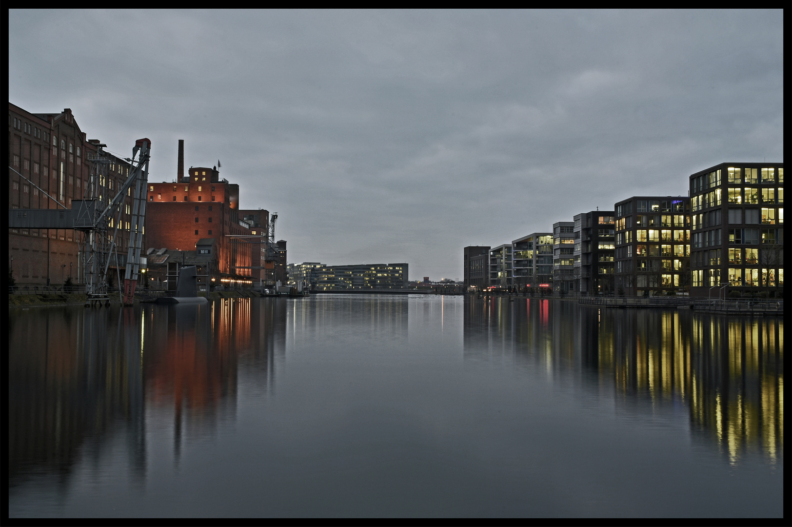 Colours of Duisburg 25 - Wenn es Nacht wird...