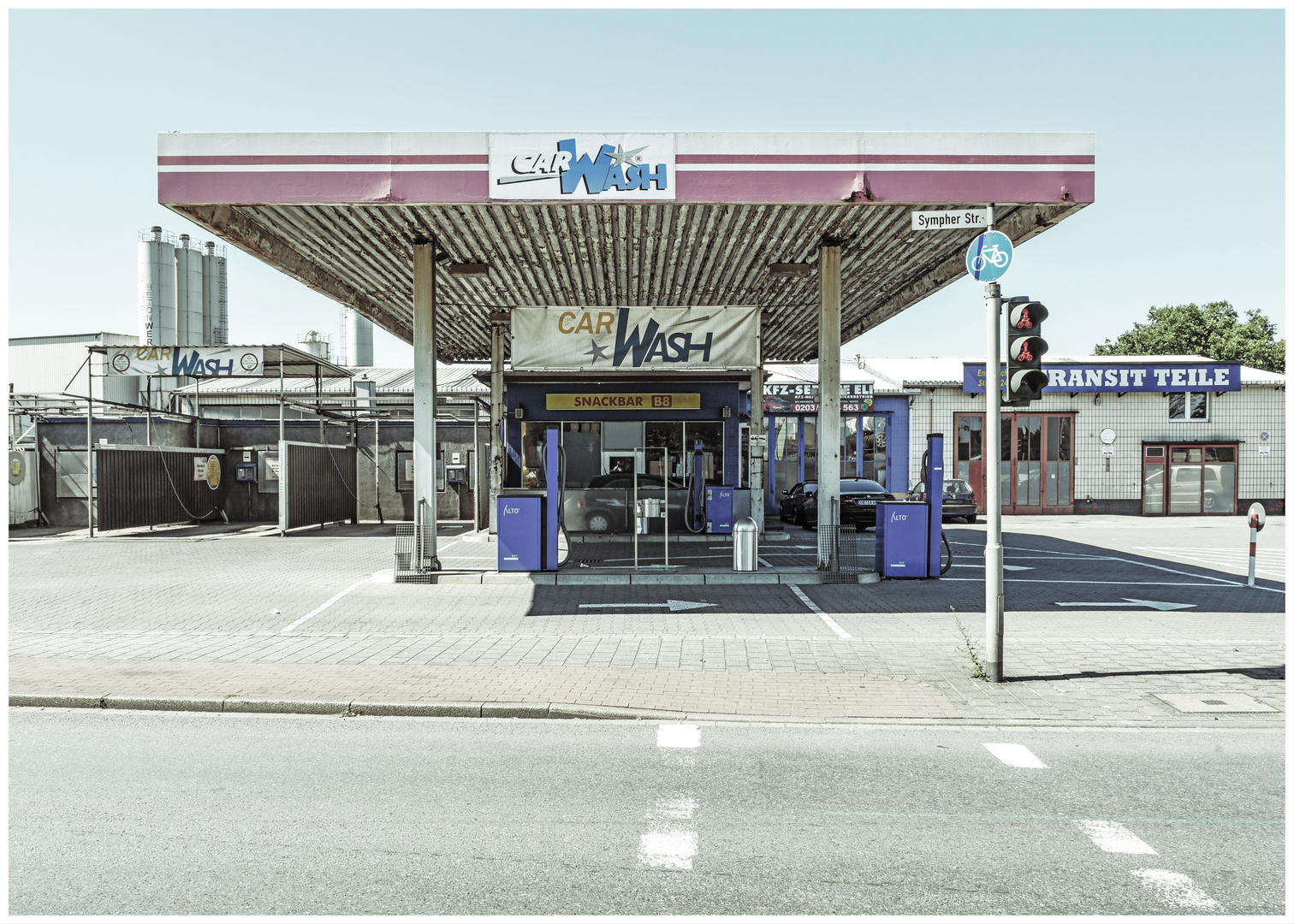 Colours of Duisburg 70 - Ruhrgebietische Snackbar