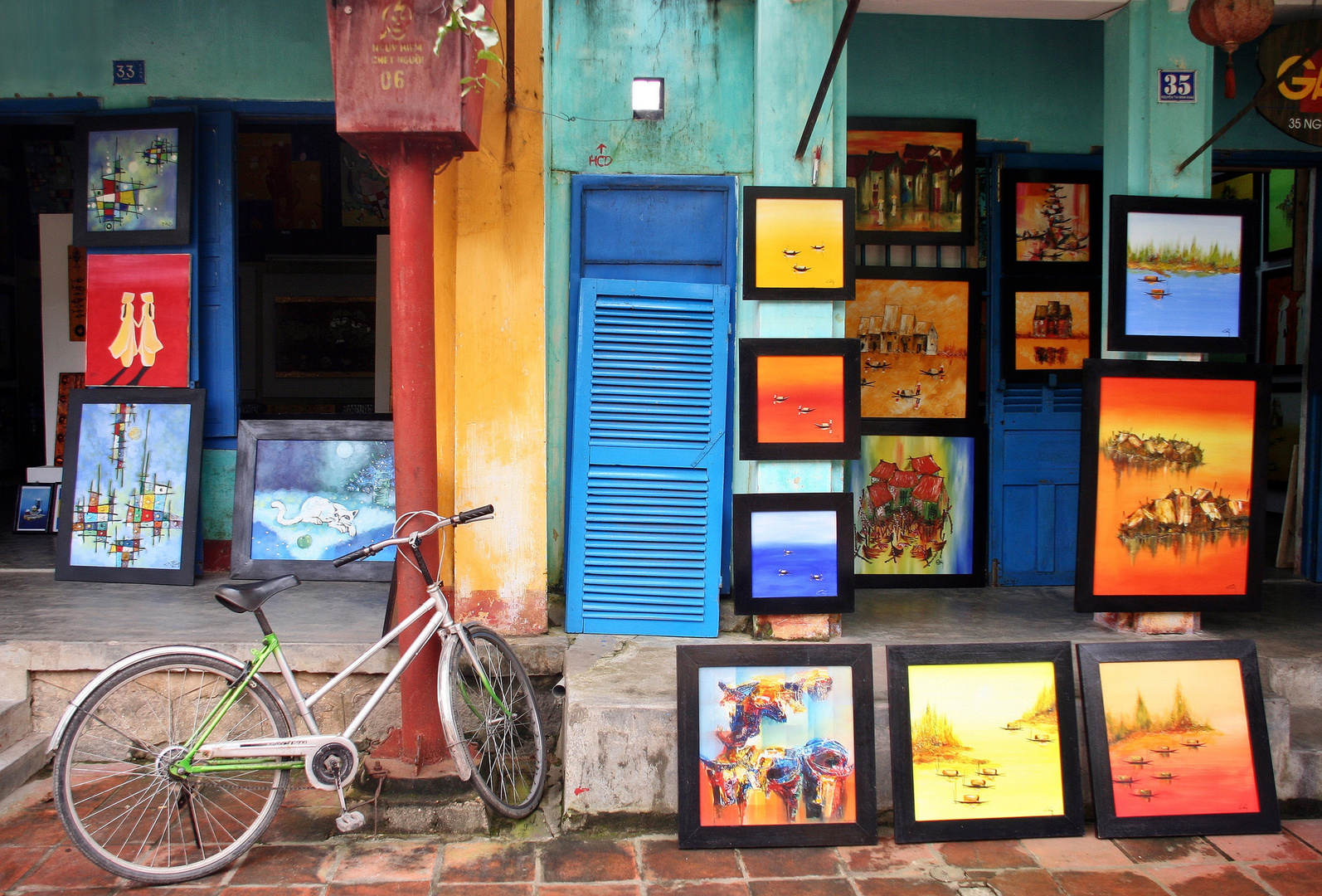 Colours of Hoi An