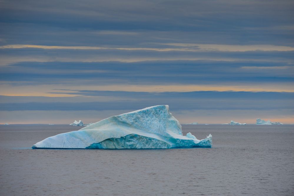 Colours of ice III