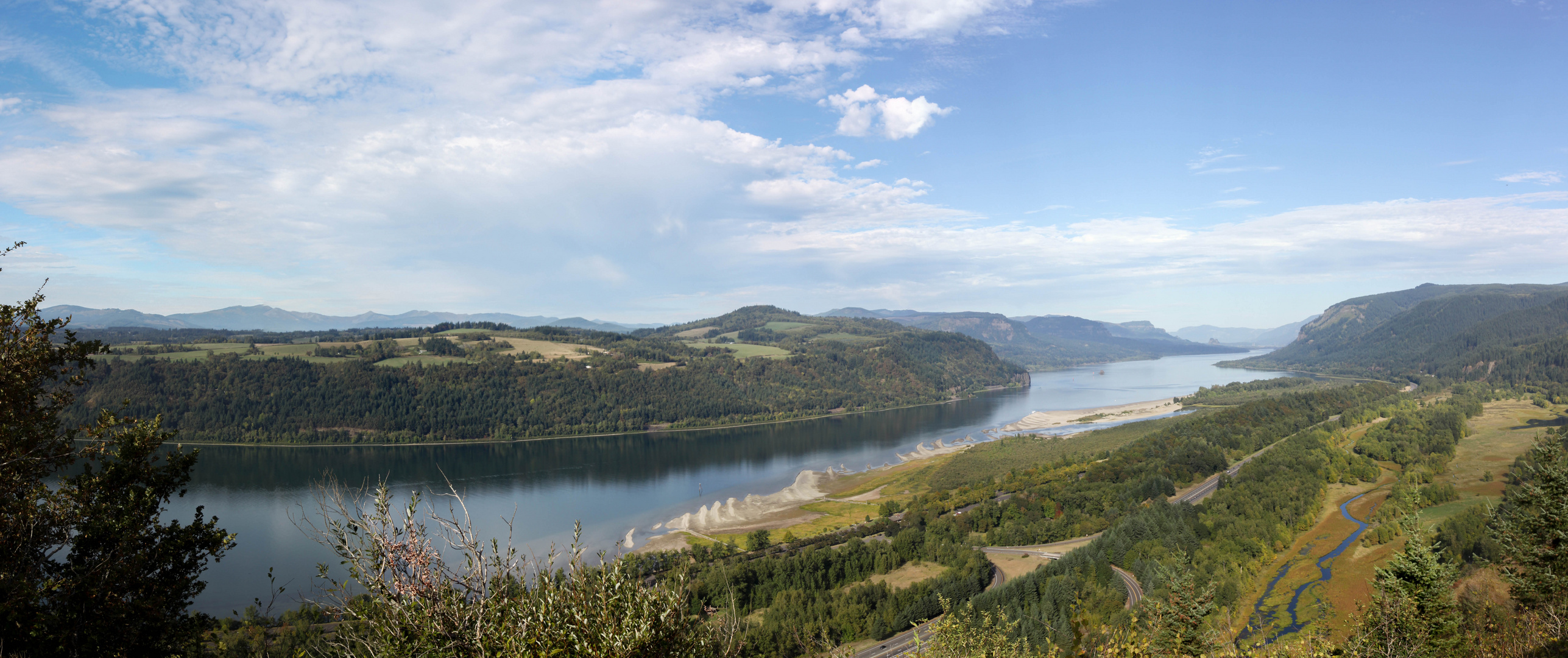 Columbia River Panorama 2