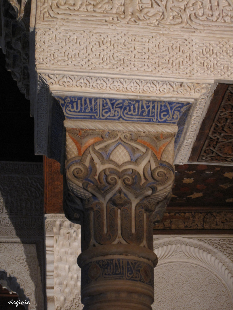 COLUMNA EN LA ALHAMBRA