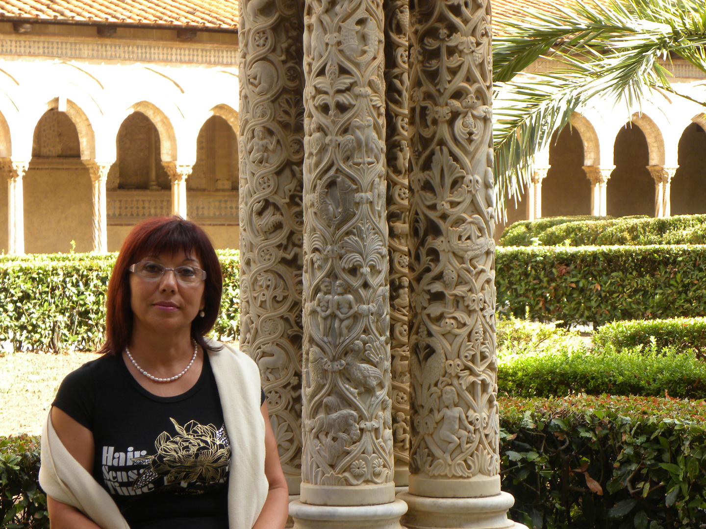 Columnas labradas del claustro benedictino de Monreale