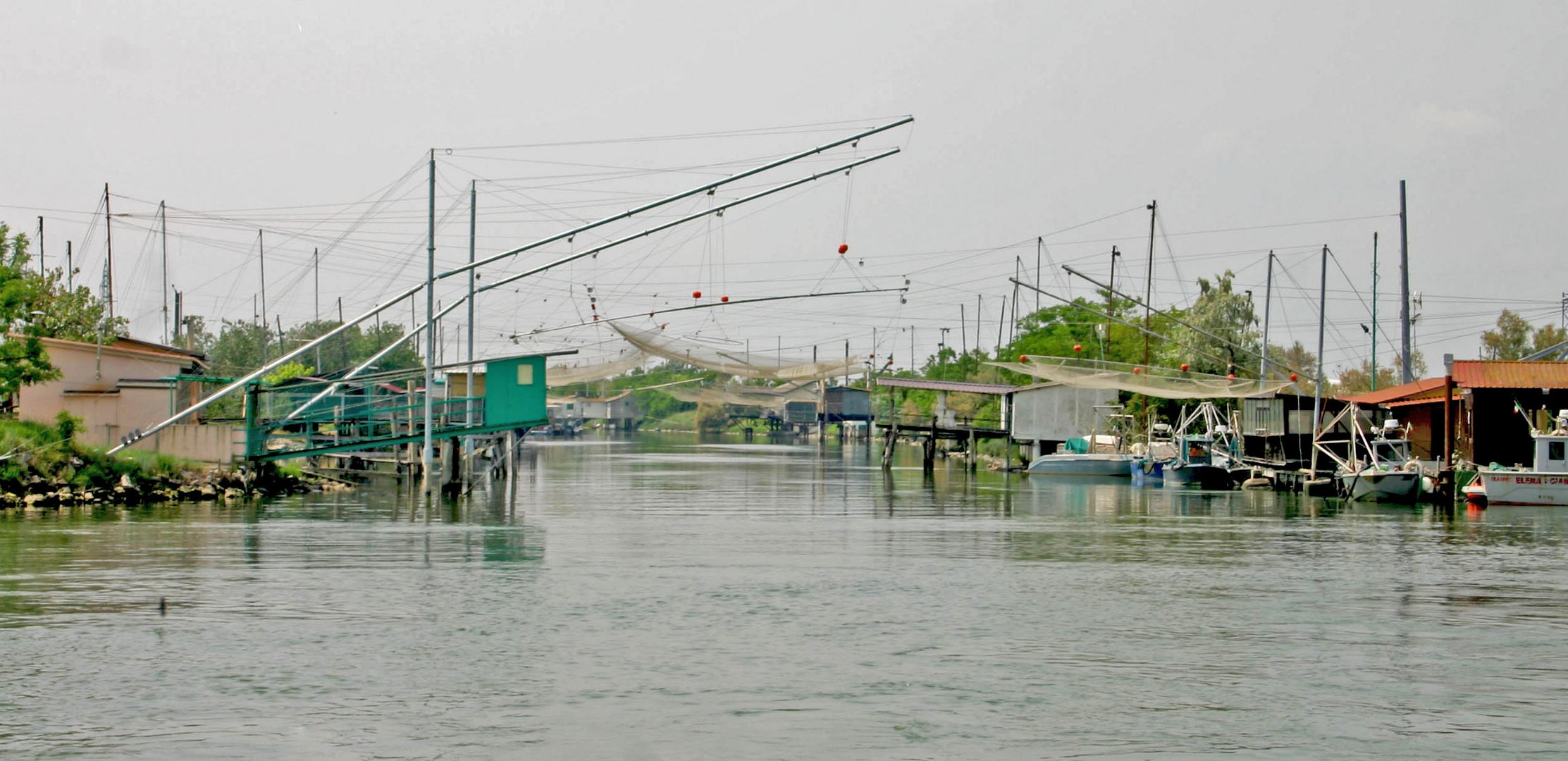 Comacchio, reti nel canale 