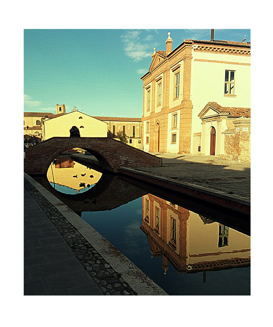 Comacchio..canali..riflessi...colori