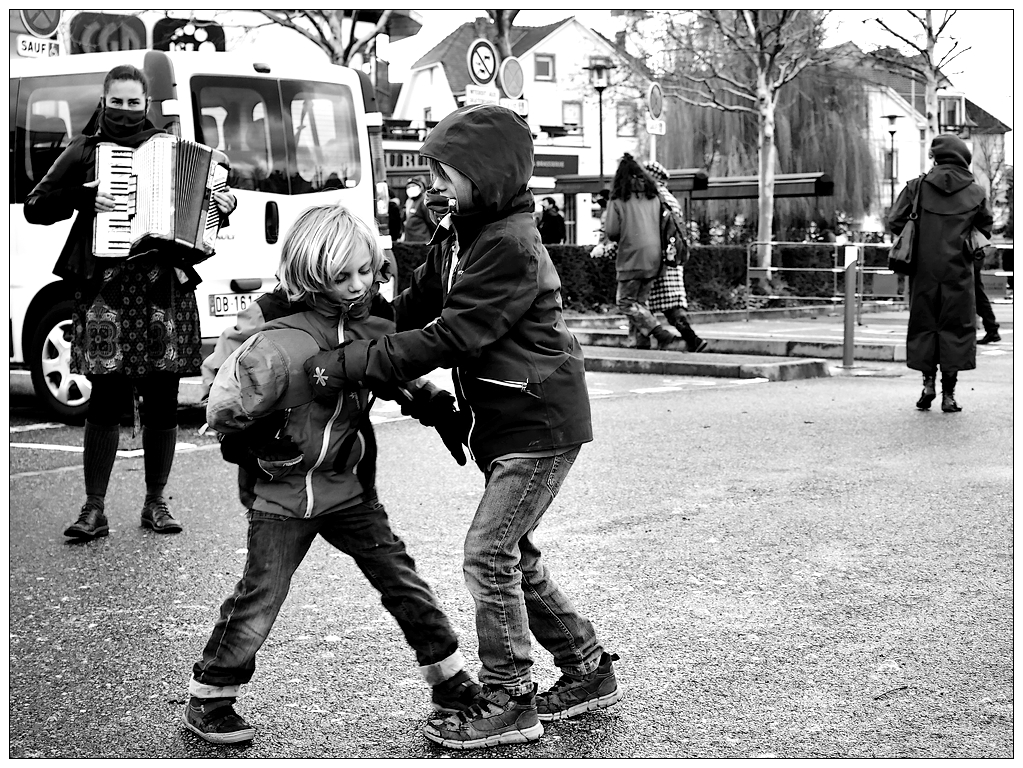 Combat de rue, sans violence