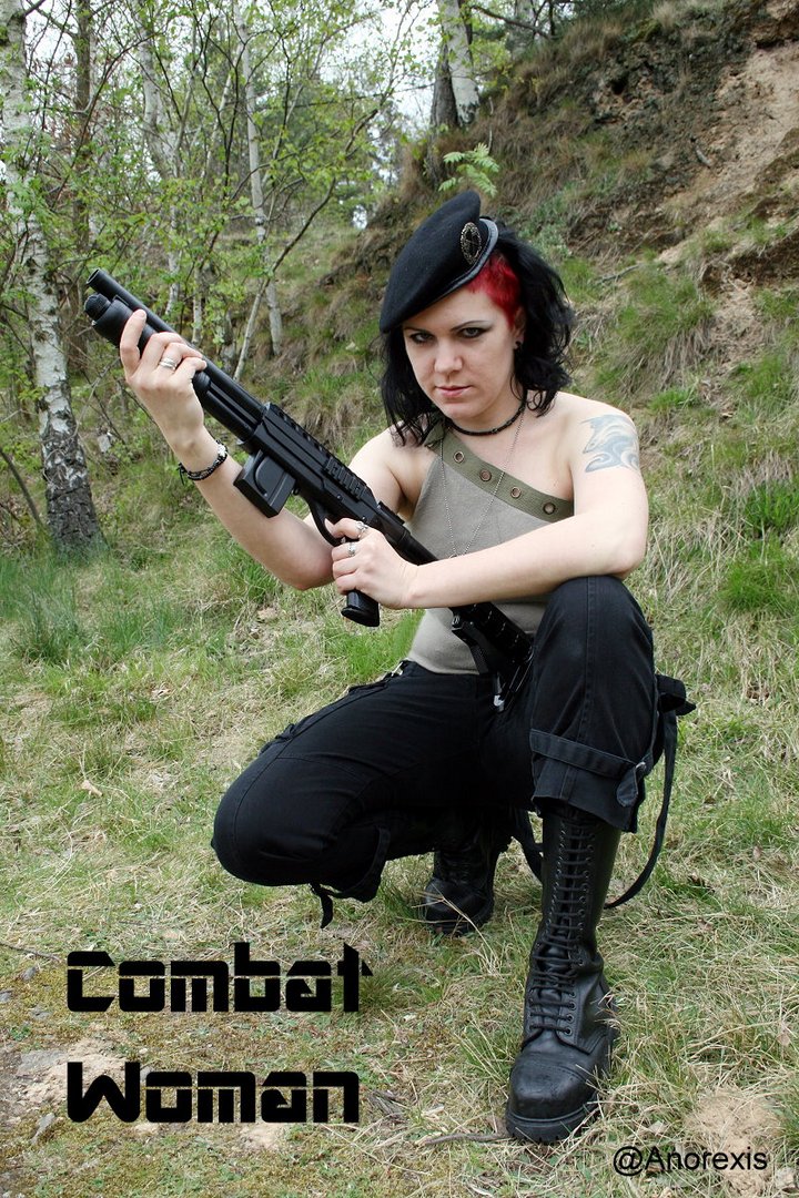 Combat Woman