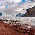 Coming closer to the Svinafellsjökull glacier