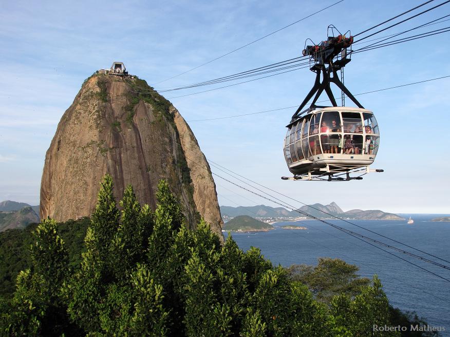 Coming from Sugar Loaf to Urca Hill. / Series: Rio Silhouettes.