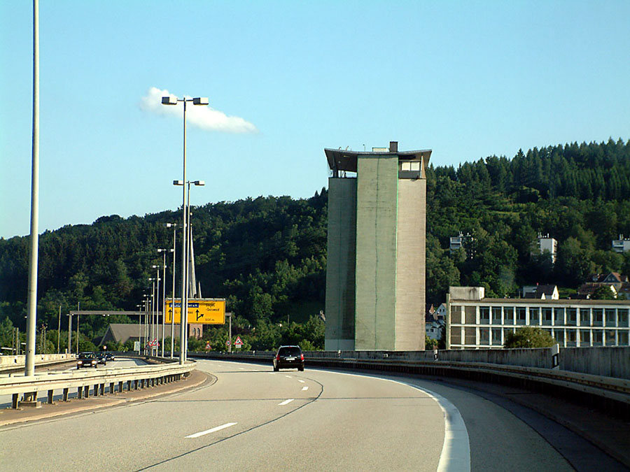 Coming lost place: Hochhaus der Krupp-Stahlwerke in Siegen-Geisweid (3)