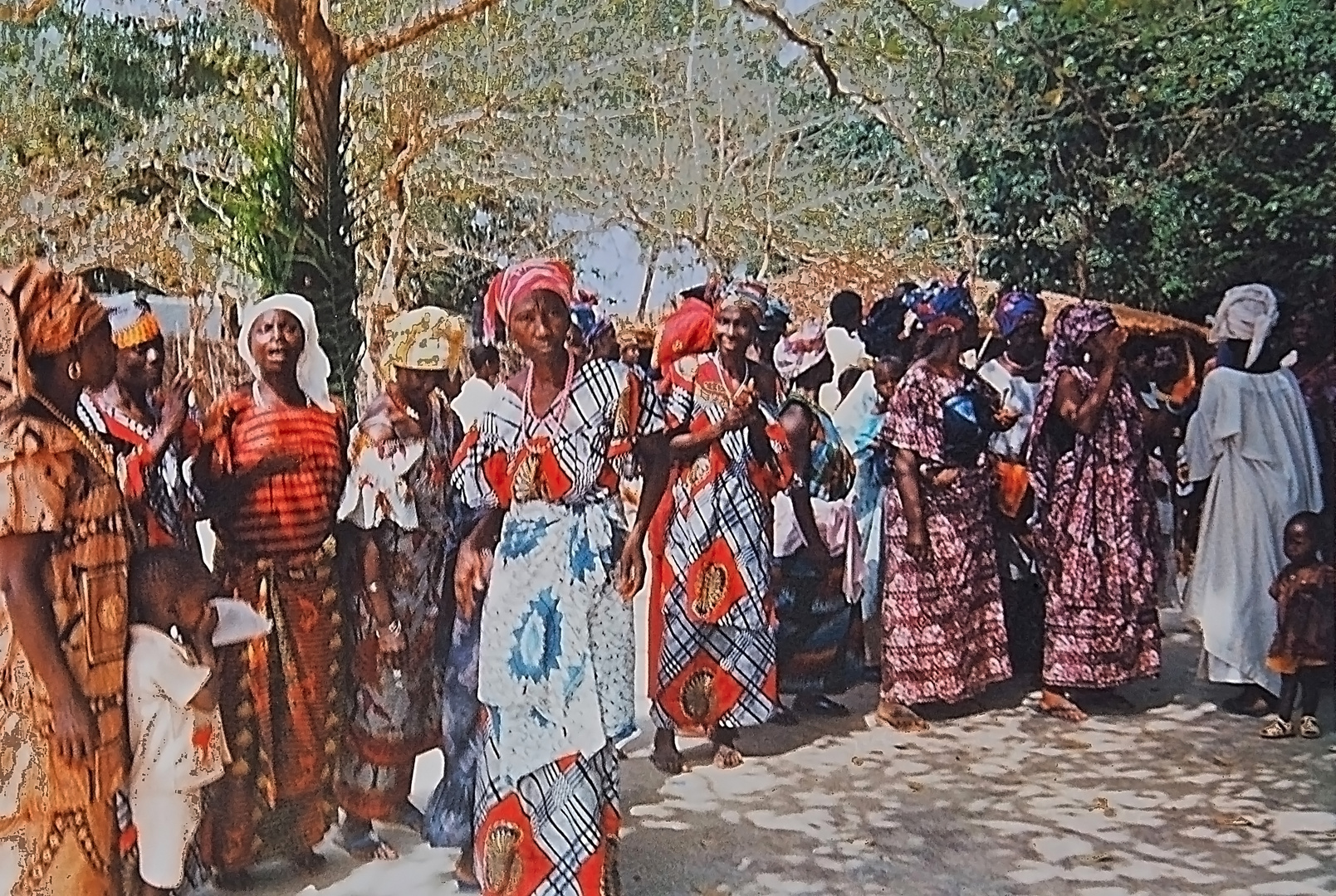 Comité d’accueil féminin coloré…