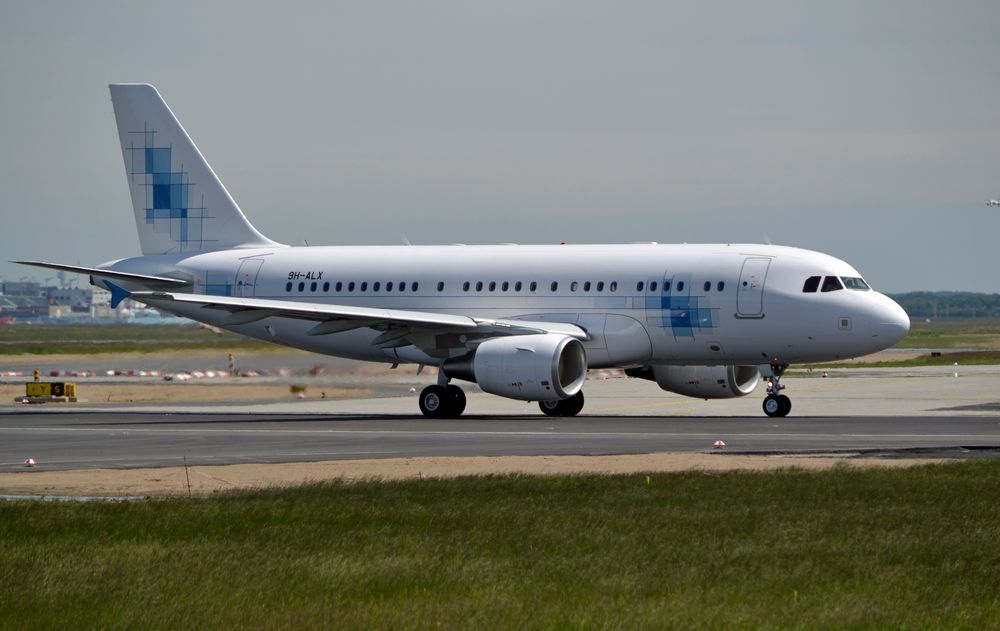 Comlux Aviation A 320