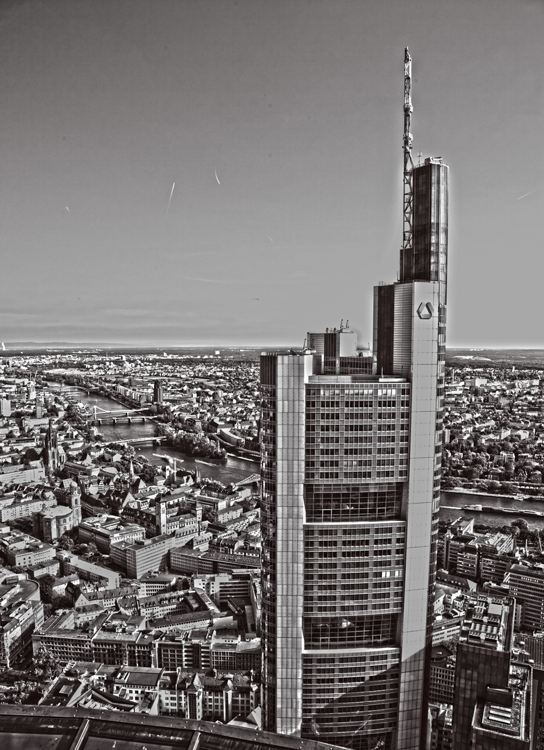 COMMERZBANK