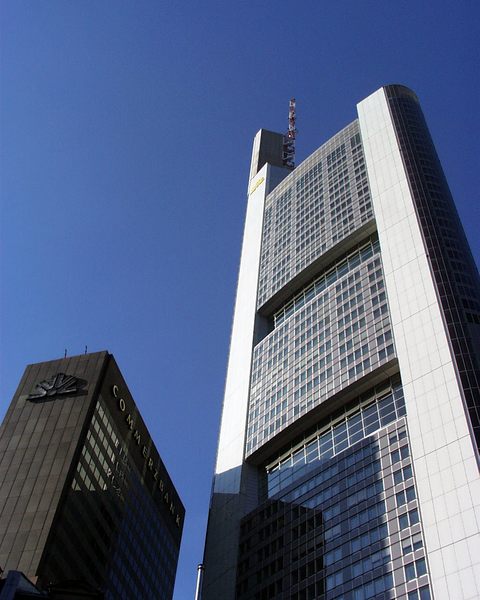 Commerzbank Ffm alt und neu