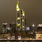 Commerzbank Turm bei Nacht-Frankfurt/M.