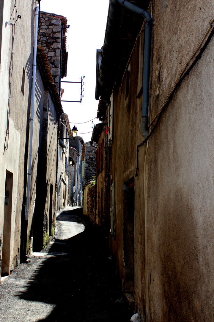 Commune de LAGRASSE (Aude)