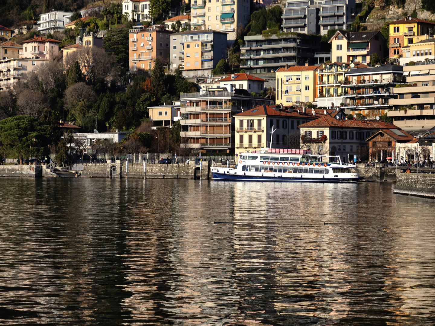 Como, lungolago