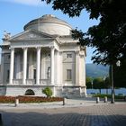 Como, tempio voltiano