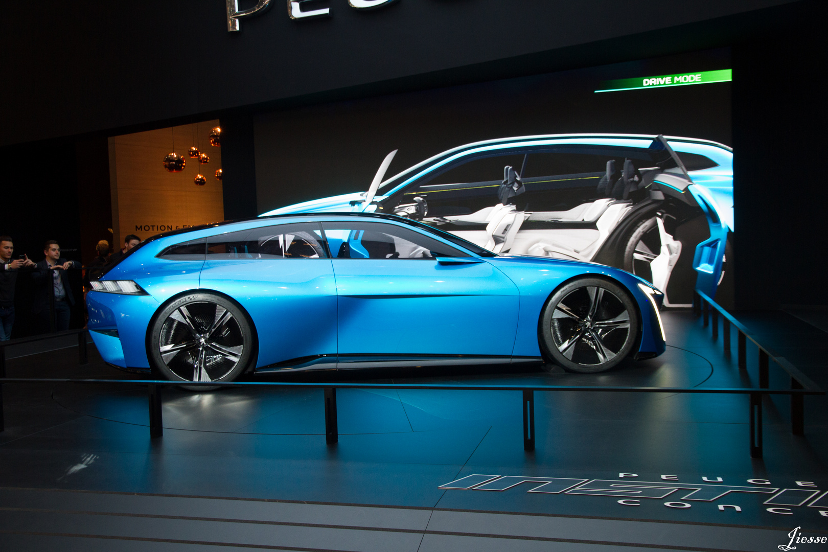 concept Peugeot Instinct