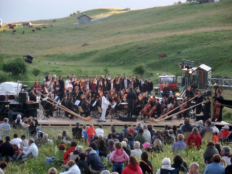 concert a 2400 m dans les alpes