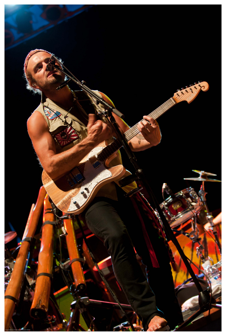 concerti#2 xavier rudd