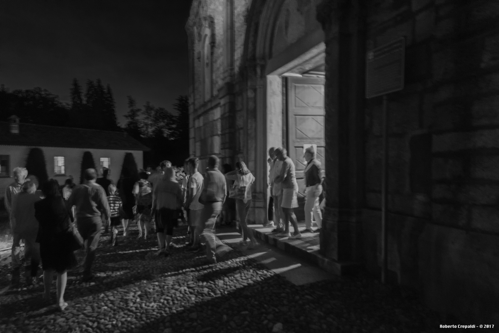 Concerto in Canonica, Brezzo di Bedero, l'uscita