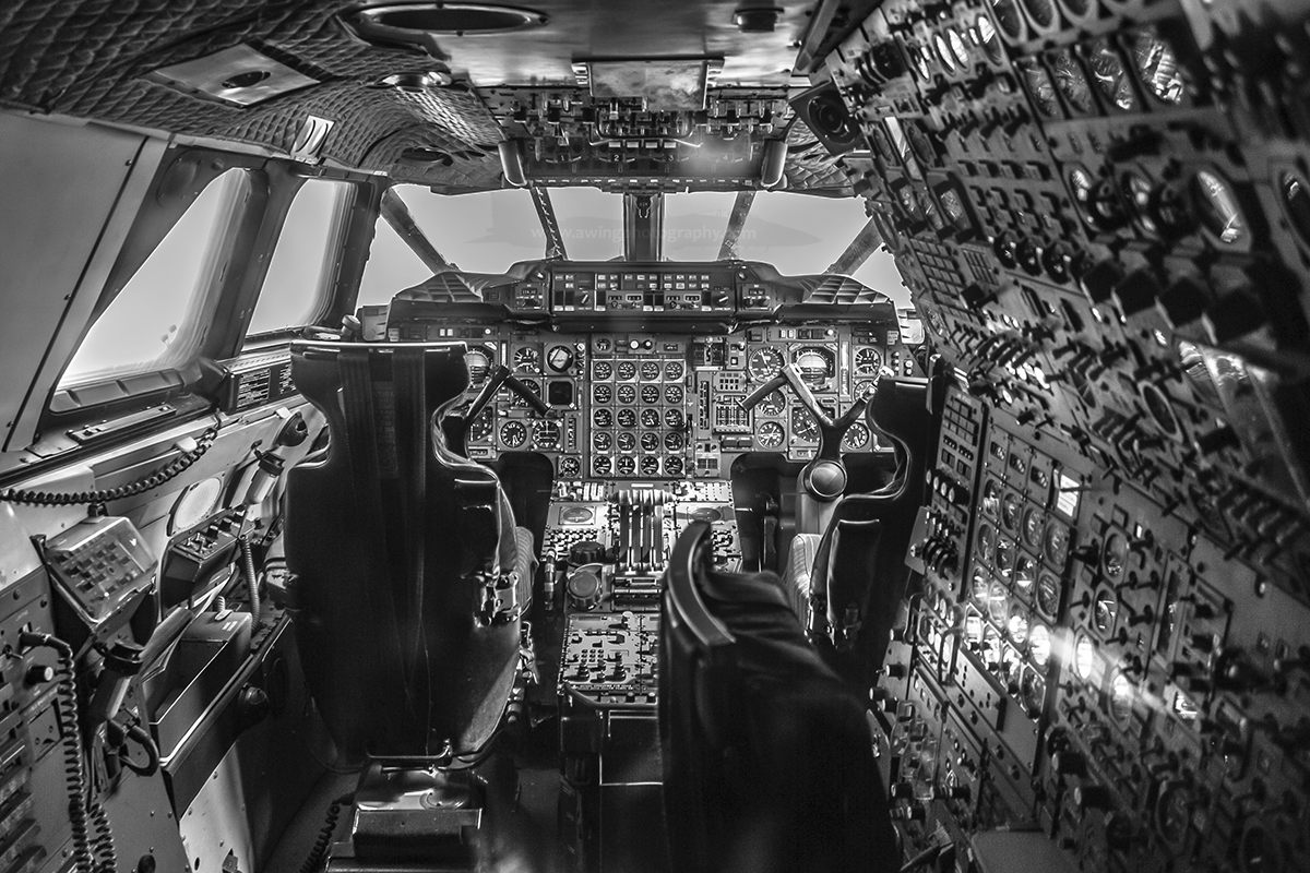 Concorde cockpit