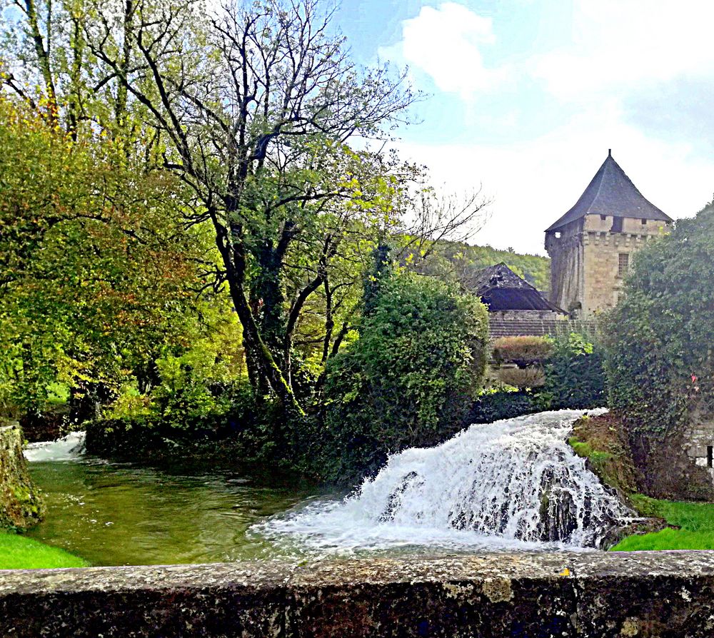 Condat sur Vezere Dordogne photo et image france world Condat sur Vezere Dordogne photo et image france world