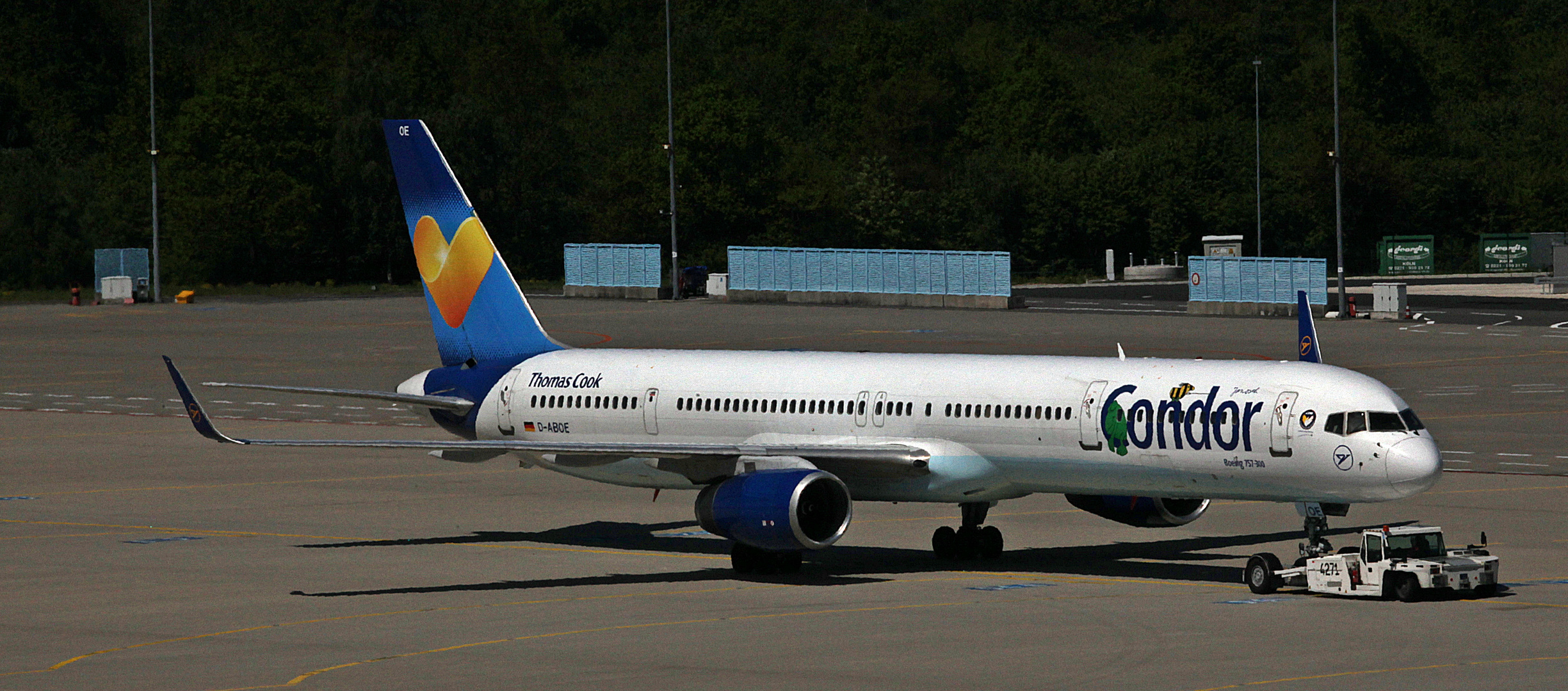 Condor "Janosch" in Köln-Bonn - Kennung D-ABOE