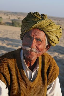 Conductor de camelolos en el desierto de Thar