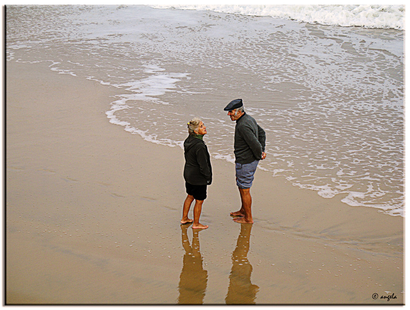 Confidencias en la orilla del mar