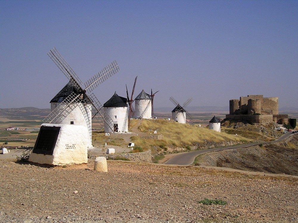 Consuegra Spagna - I mulini a vento