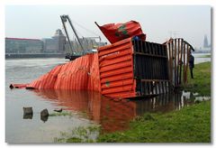 Container geborgen - wo ist der Inhalt ?