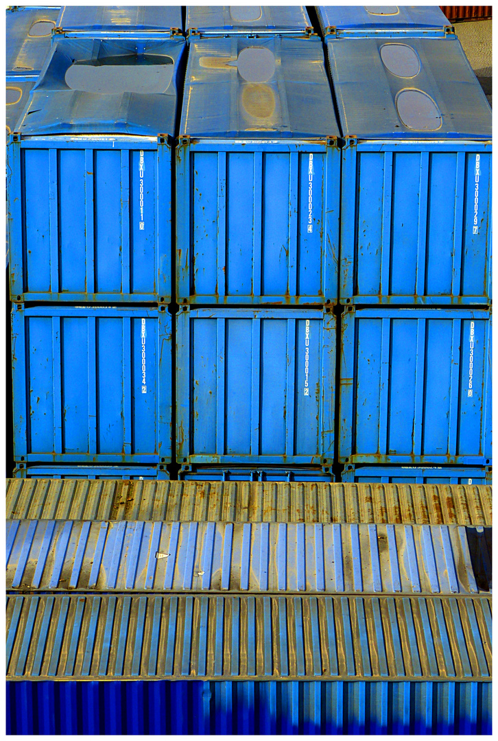 Container in blau