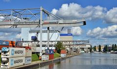 ~~~ Container-Terminal Rheinhafen Basel ~~~