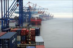 Containerhafen Bremerhaven....