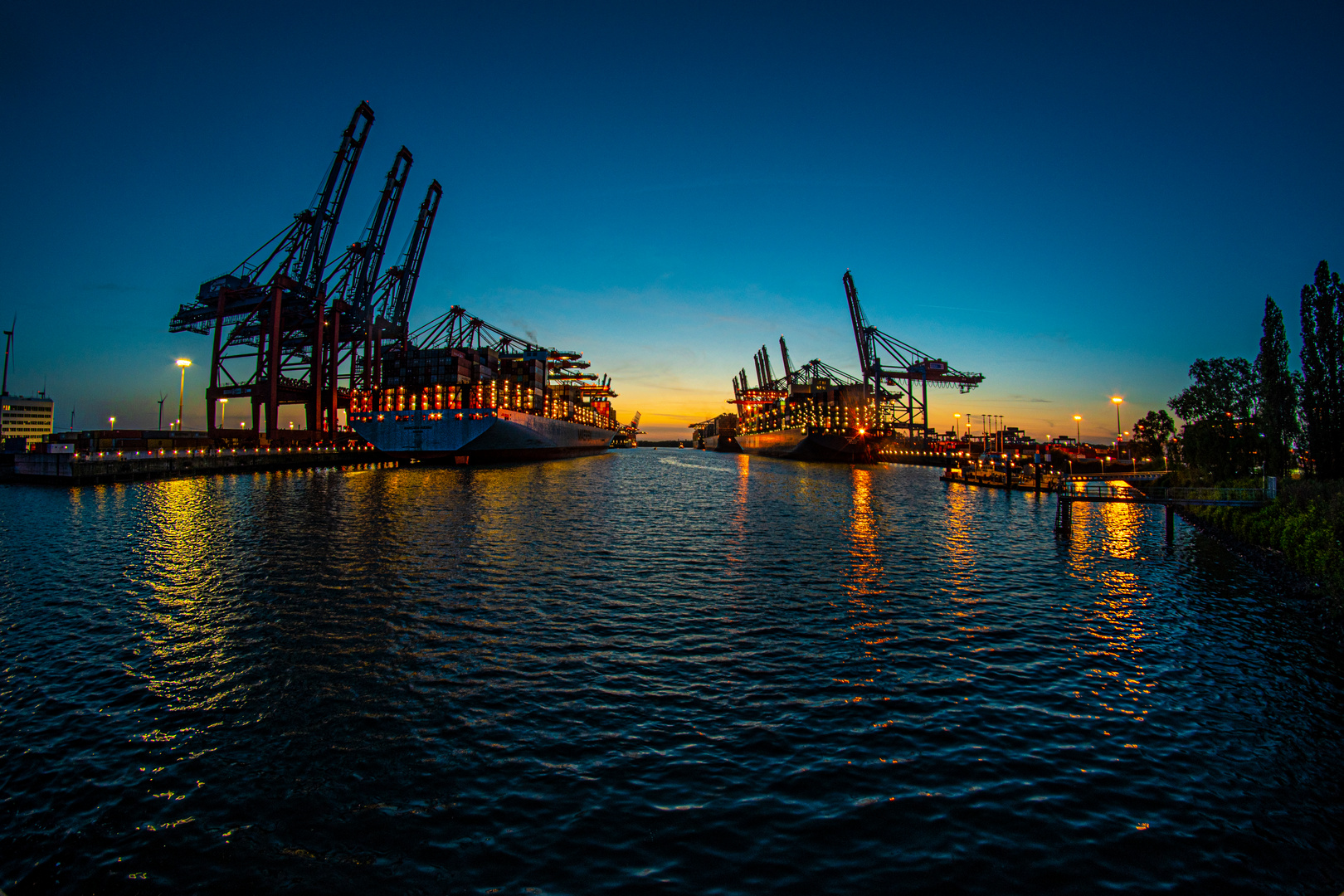 Containerhafen in Hamburg