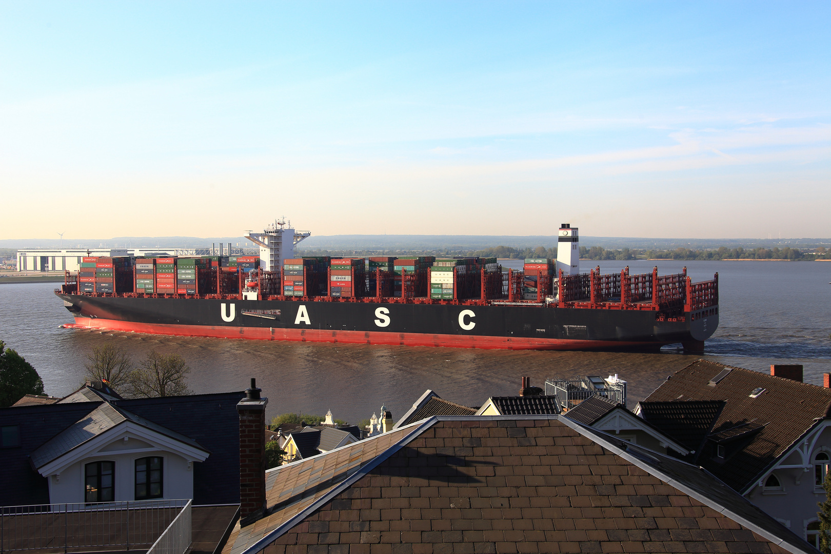 Containerschiff "Al Dahna"