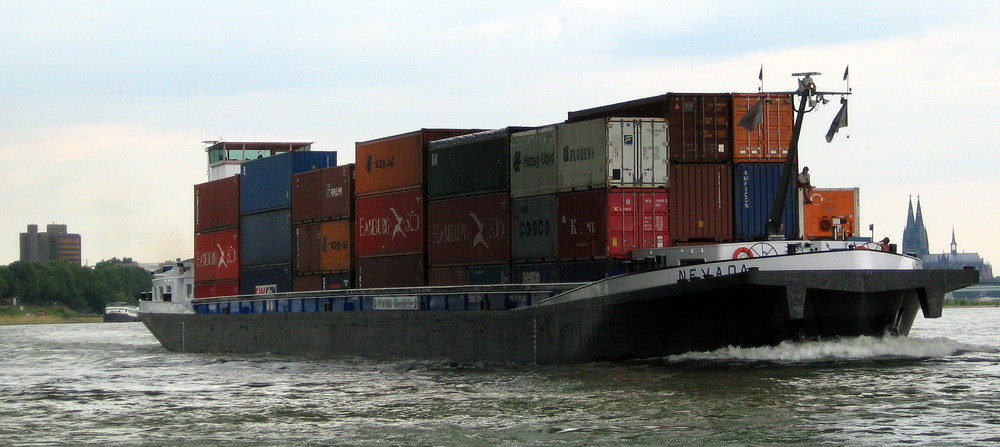 Containerschiff