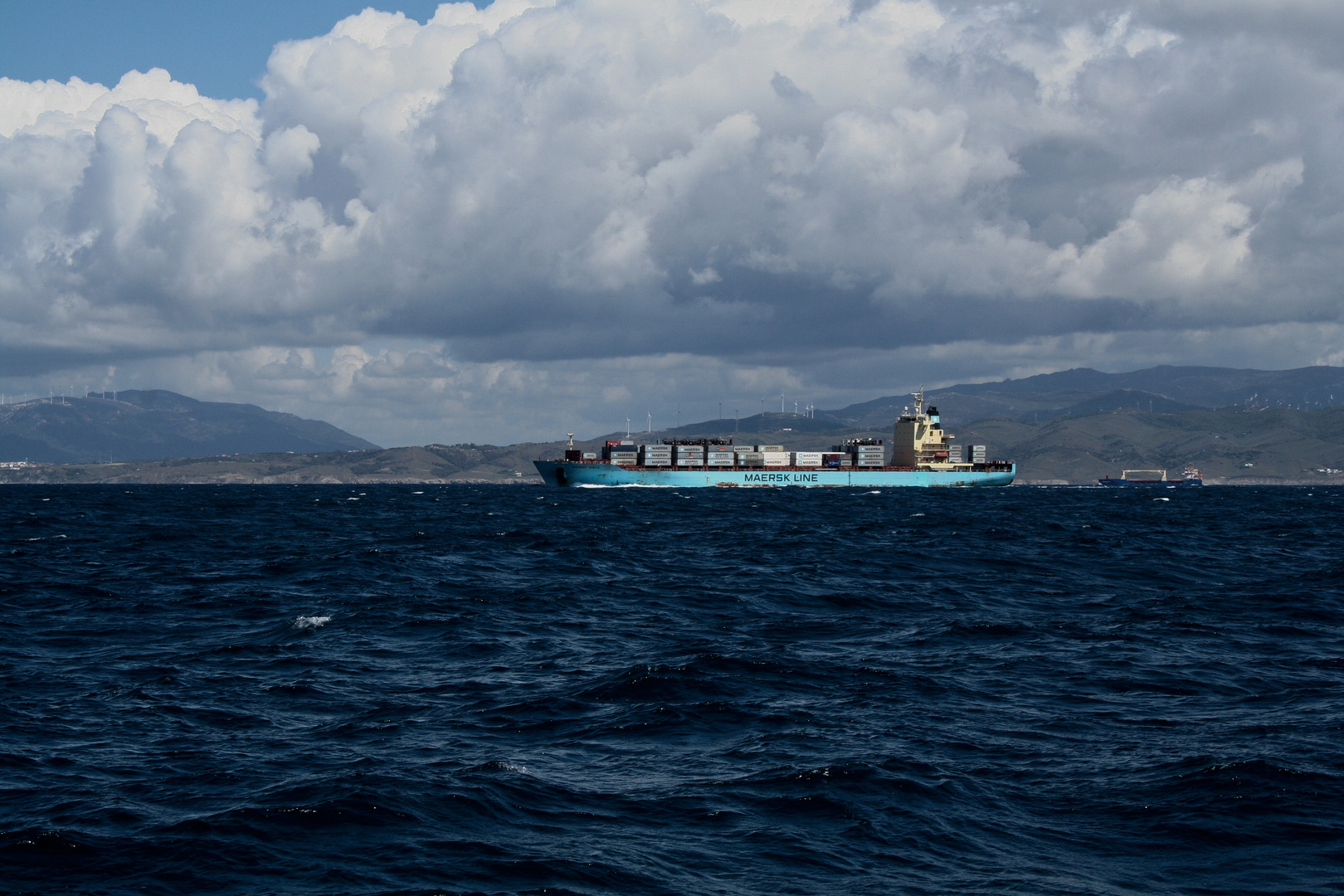 Containerschiff in der Straße von Gibraltar - 2016