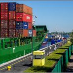 Containerschiff " NORDIC PHILIP " ... (2)