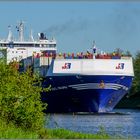 Containerschiff " OOCL RAUMA " (2)