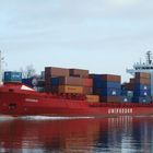 Containerschiff VEERSEDIJK auf dem Nord-Ostsee-Kanal