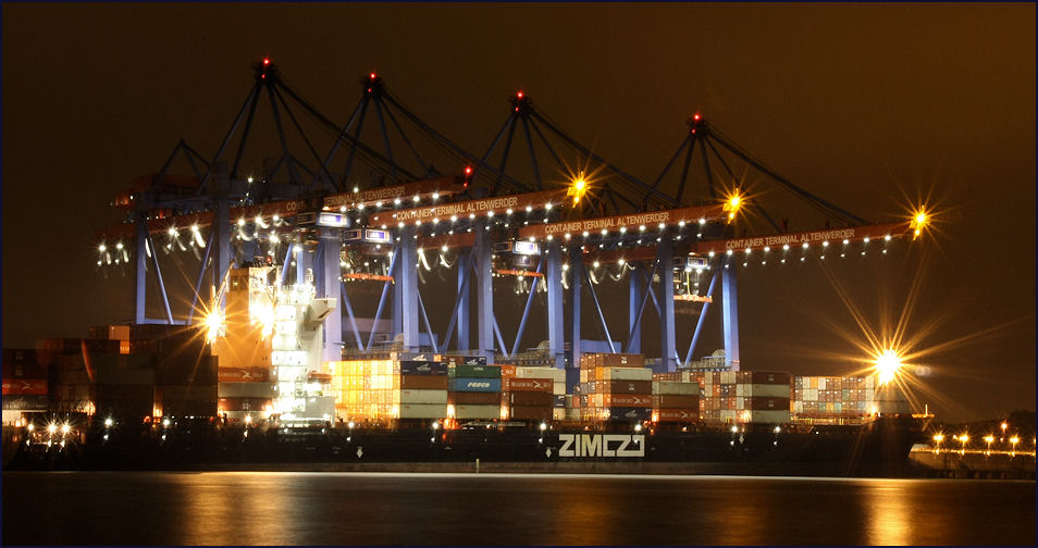 Containerschiff      " ZIM RIO GRANDE "