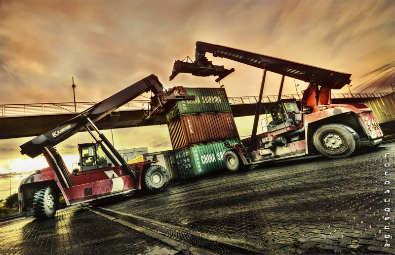 Containerstapler im Einsatz